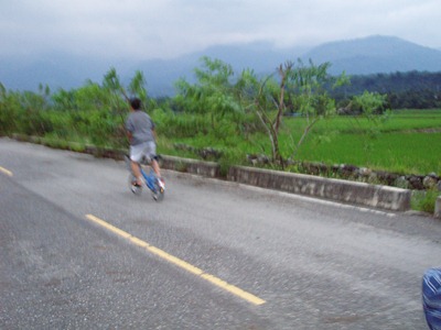 鹿鳴騎卡打車-阿達 鹿鳴騎卡打車-阿達