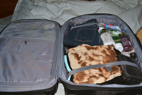 [suitcase%2520ready%2520to%2520go%255B3%255D.jpg]
