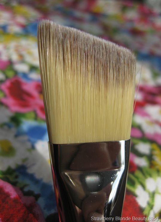 Japonesque Brushes Pro Finishing Fan, Angled Foundation & Travel Lux