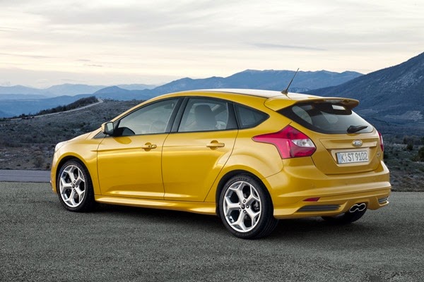 Ford-Focus-ST-3[2]
