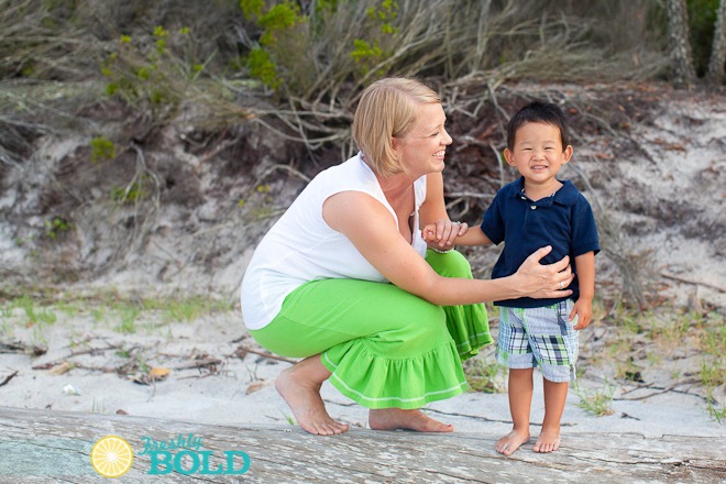 [Family%2520Beach%2520Portraits%2520by%2520Freshly%2520Bold-0014%255B4%255D.jpg]