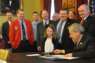 Photo Courtesy:  Senate Intern Matt Bopes