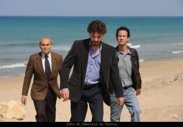 [Il-giovane-Montalbano-263.jpg]