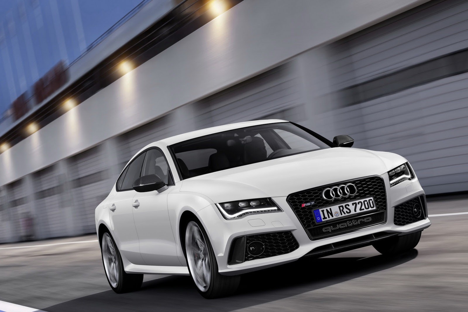 Audi-RS7-Sportback-11[2].jpg