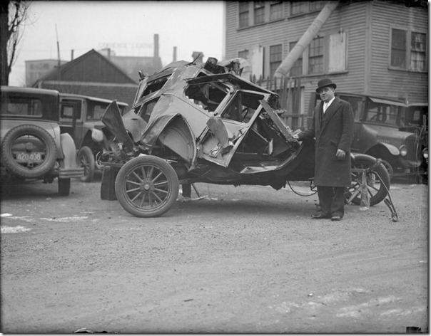 Batidas de carro em Boston nos anos 30 (16) Batidas de carro em Boston nos anos 30 (16)