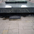 2005-07-07 001 Krakow, Poland - monument to nieznany zolnierz.JPG