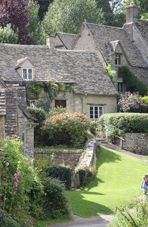 Arlington Rowe in Bibury (8)