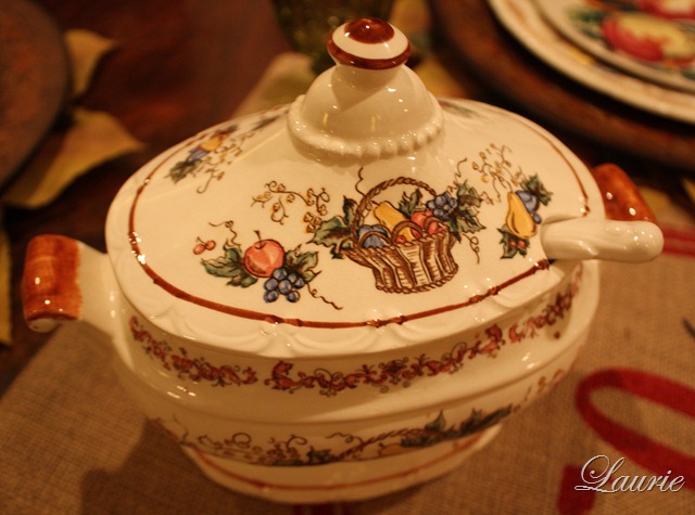 [gravy%2520bowl%255B2%255D.jpg]