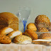 Object: 11110 - Stilleven met broodjes - 32x45 cm - € 3400,=