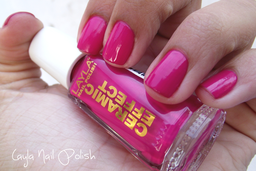 [Swatche%2520Layla%2520Nail%2520Polish%2520CE09%255B5%255D.png]