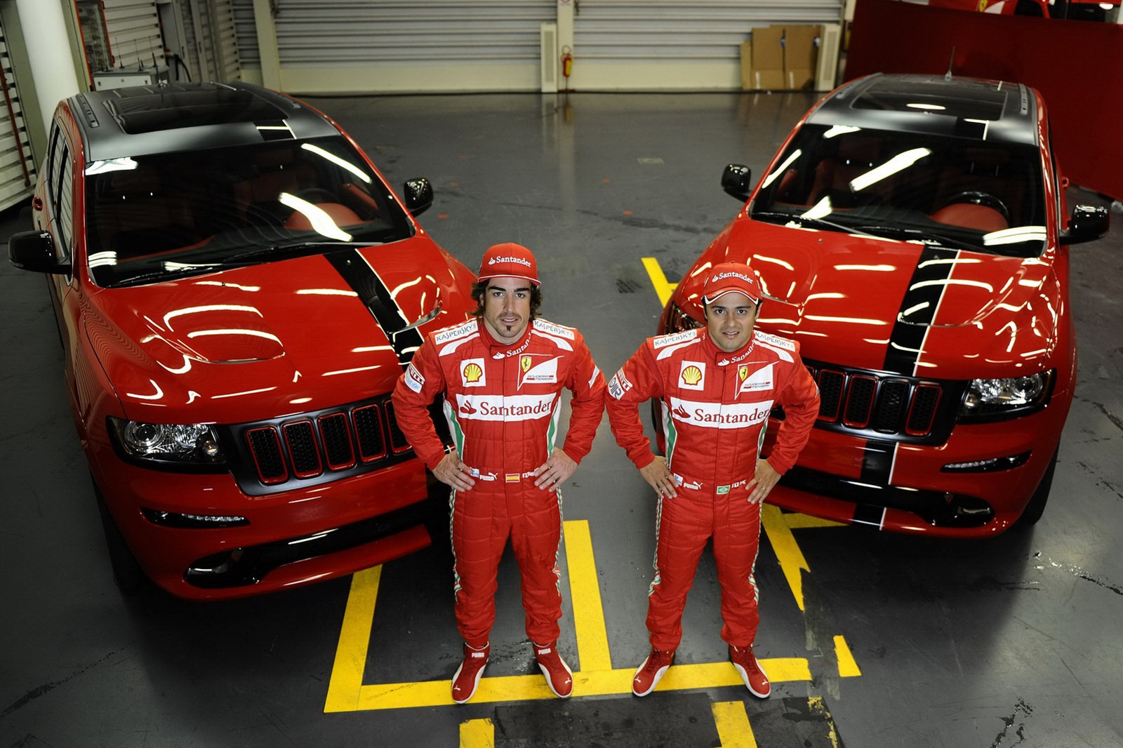 [Carscoop-Ferrari-Style-Jeep-Grand-Cherokee-15%255B2%255D.jpg]