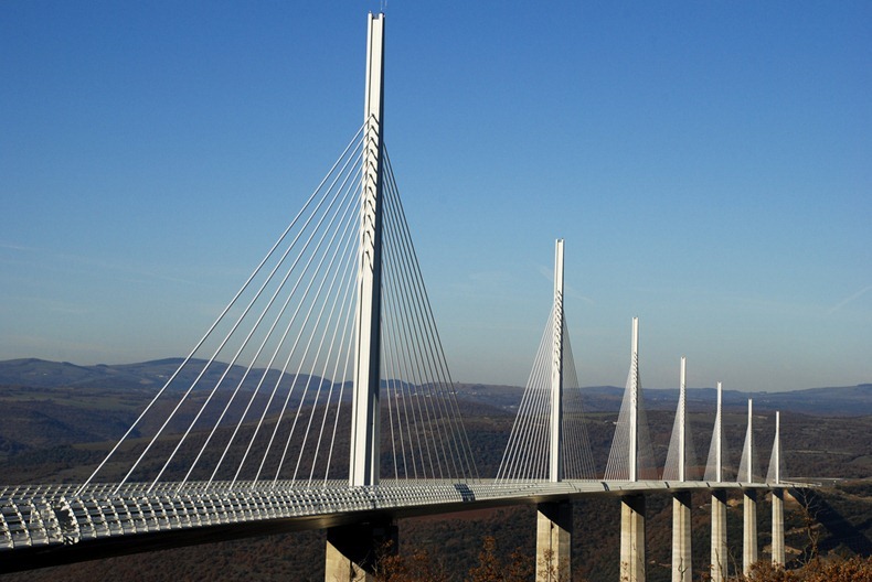 millau-viaduct-2 millau-viaduct-2
