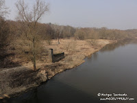 widok z mostu w Biedrusku (widoczne przęsło starego mostu) widok z mostu w Biedrusku (widoczne przęsło starego mostu)