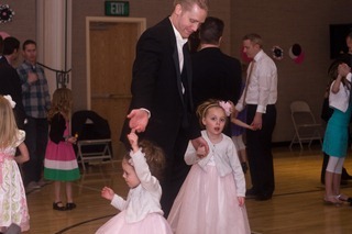 Tessa Dan Sophie dancing