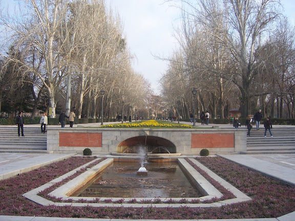 Entrance to El Parque del Buen Retiro