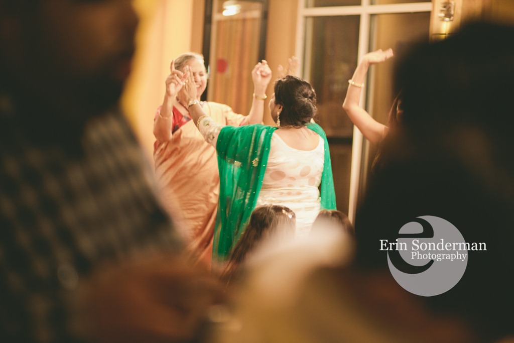 [ESP20121222_SahibSharenEvent_WM%2520%252829%2529%255B7%255D.jpg]