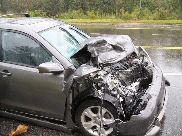 [Car%2520Accident%255B4%255D.jpg]