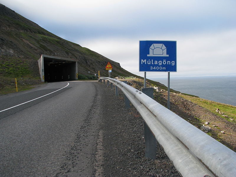 [Iceland%2520M%25C3%25BAlag%25C3%25B6ng-east2010%255B5%255D.jpg]