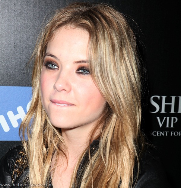 ashley-benson-lindas-sexy-desbaratinando-sedutor-sexta-proibida (60) ashley-benson-lindas-sexy-desbaratinando-sedutor-sexta-proibida (60)