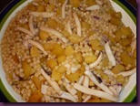 Fregola sarda con calamari, patate e pane carasau (7)