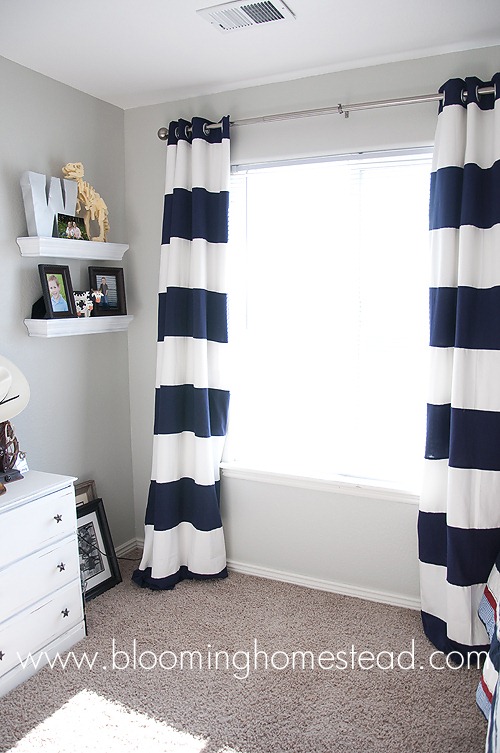 [bedroomstripedcurtains%255B4%255D.jpg]