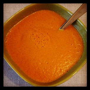 7 Tomaten-Karotten-Curry-Suppe