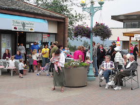 Gathering at the Lakeview Plaza
