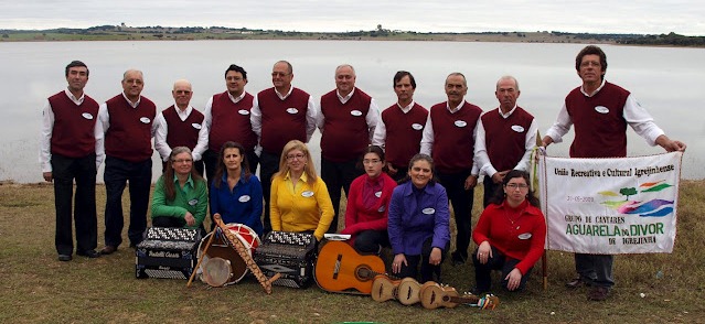 [festas2012%2520-%2520aguarela%255B5%255D.jpg]