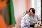 mom and leanna share a sweet moment.