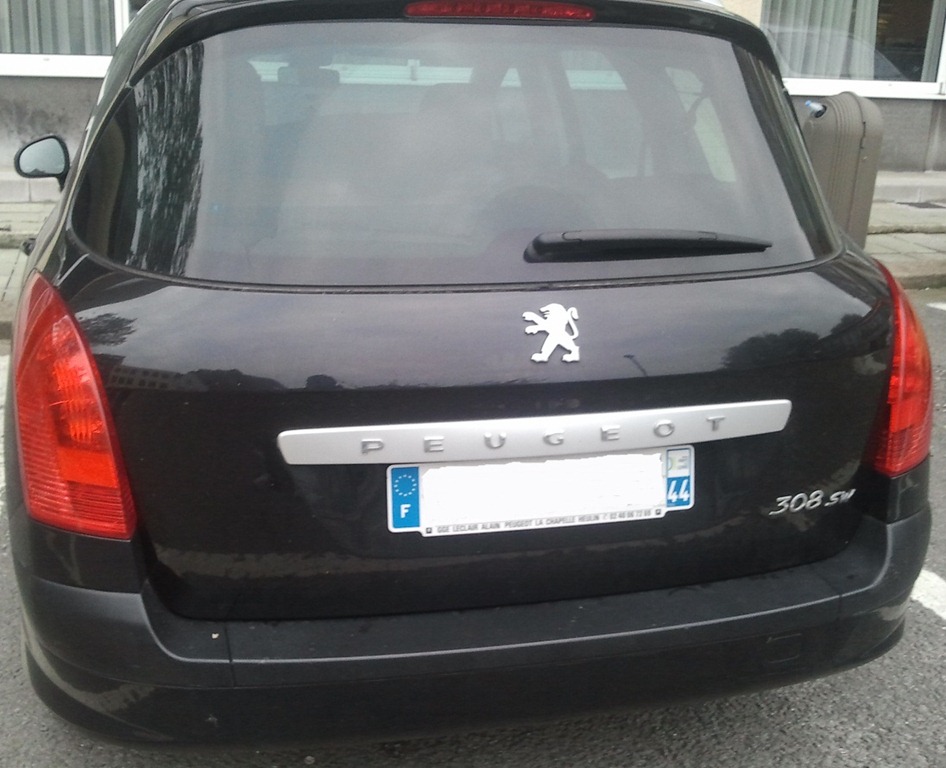 [Peugeot%2520308%2520back%255B6%255D.jpg]