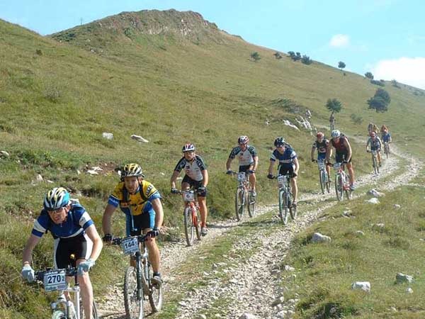 [PXX%2520Bikers%2520in%2520montagna%255B7%255D.jpg]