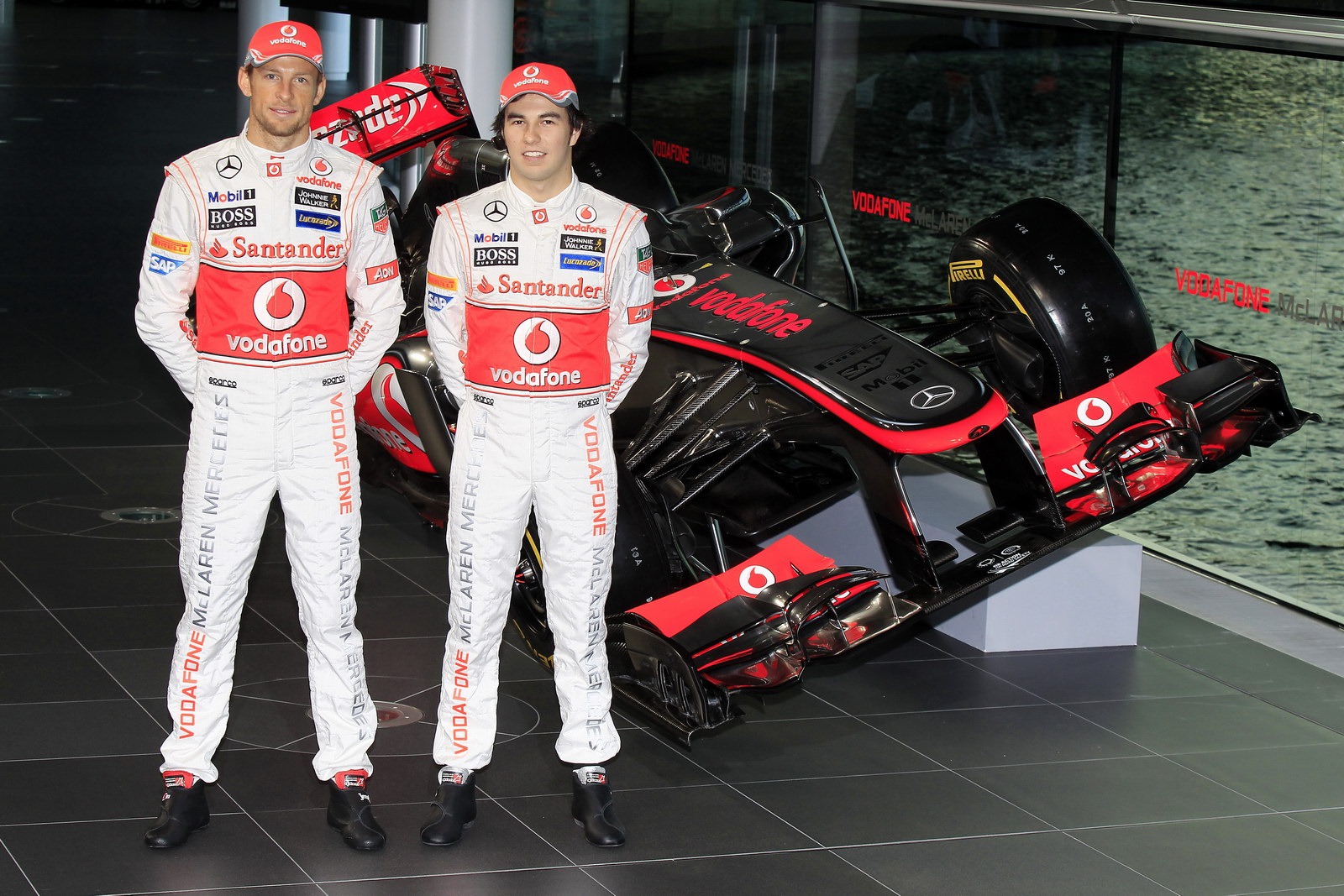 [McLaren-MP4-28-6%255B2%255D.jpg]