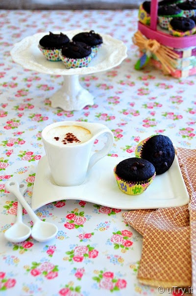 Mini Chocolate Muffins (迷你巧克力鬆餅)   http://utry.it