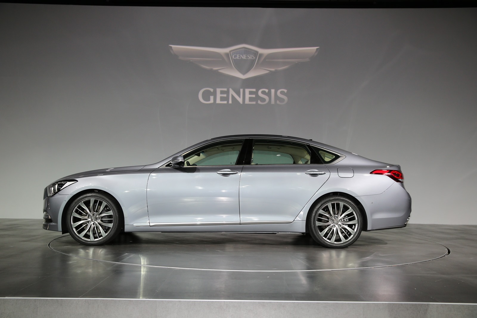 [2015-Hyundai-Genesis-1%255B7%255D.jpg]