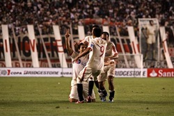 Godoy Cruz vs Universitario de Deportes