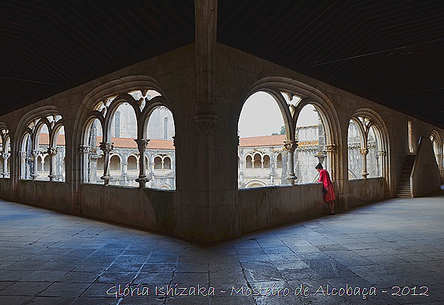 Glória Ishizaka - Mosteiro de Alcobaça - 2012 - 67 - claustro de D. Dinis