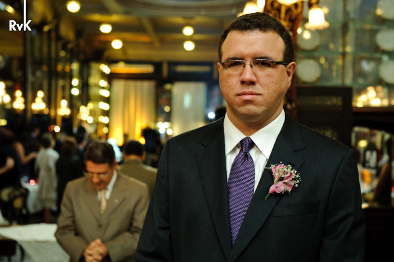 Fotos de Carina e Armando. Foto numero 19 de Rogerio von Kruger, fotografo no Rio de Janeiro (RJ), que faz fotos de casamento, fotos de musica, fotos de shows e fotos de eventos. Rogerio von Kruger faz fotos digitais de casamento no Rio de Janeiro, RJ. fotos de casamento foto digital rio janeiro rj festa noiva noivas festas album casamentos digitais retrato fotografia eventos vestido