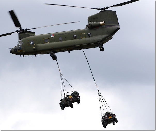 boeing_ch-47_chinook boeing_ch-47_chinook