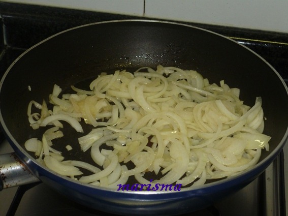 [enrejado-de-morcilla-con-manzana1-co%255B2%255D.jpg]