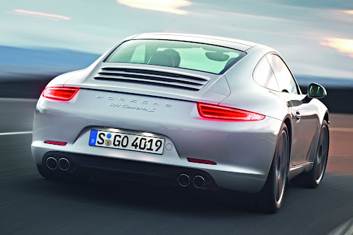 PORSCHE_991_06.jpg