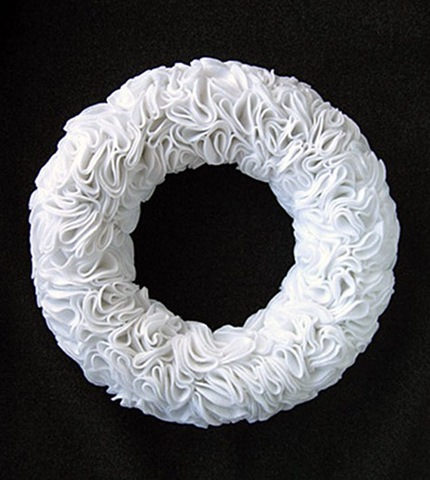 [White%2520Wreath%255B2%255D.jpg]
