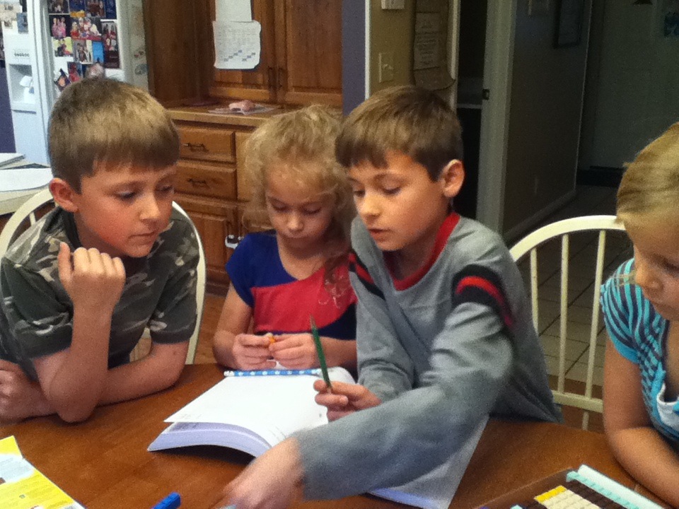 [kids%2520doing%2520school%255B3%255D.jpg]