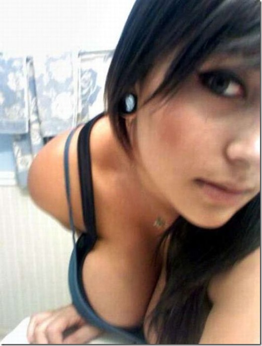 http://lh5.ggpht.com/-6GXgVJA7x4o/Td5HVEX-MPI/AAAAAAAAEag/3Birh0hbmw4/attractive%252520girls%252520with%252520cleavage%2525208_thumb%25255B1%25255D.jpg?imgmax=800