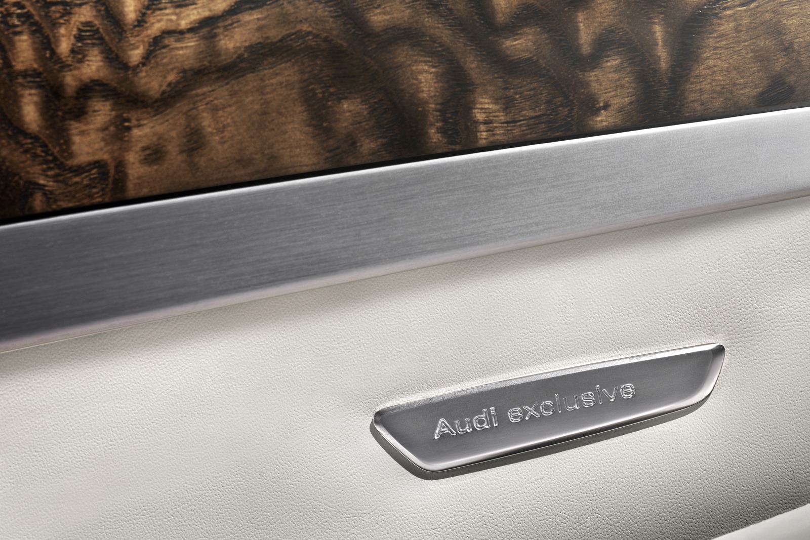 [Audi-A8-L-W12-Exclusive-26%255B3%255D.jpg]