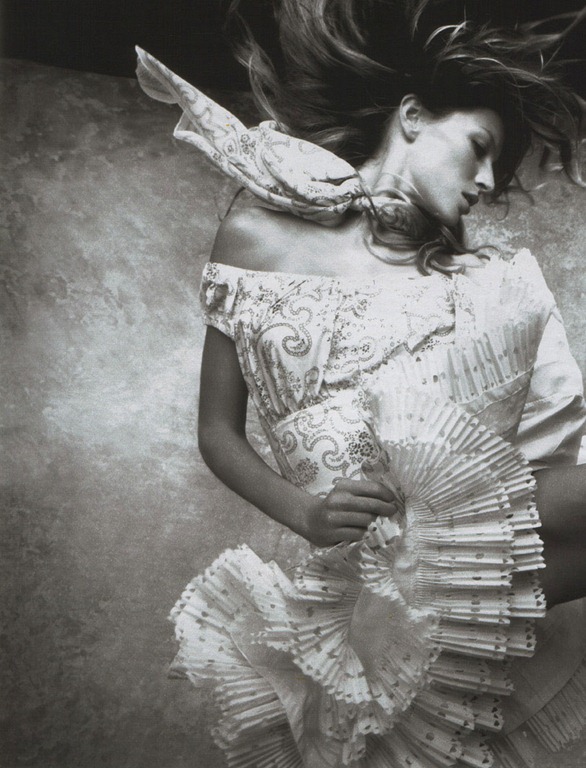 [elle-france-feb2005-3%255B4%255D.jpg]