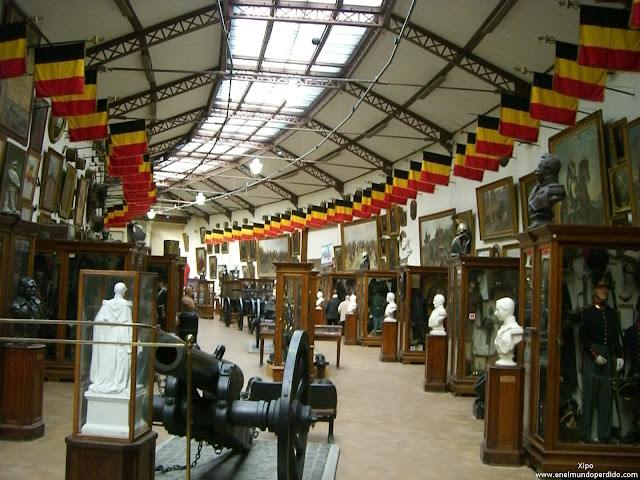 interior-museo-militar-de-bruselas.jpg