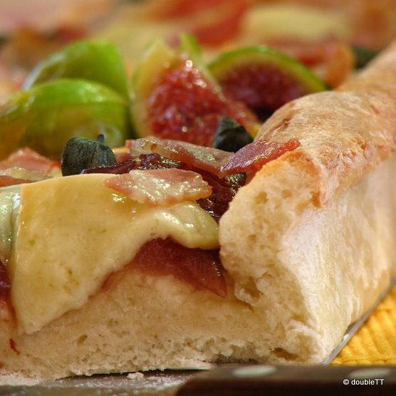 [pizza%2520sa%2520slatkim%2520od%2520luka%2520i%2520smokava-10%255B5%255D.jpg]