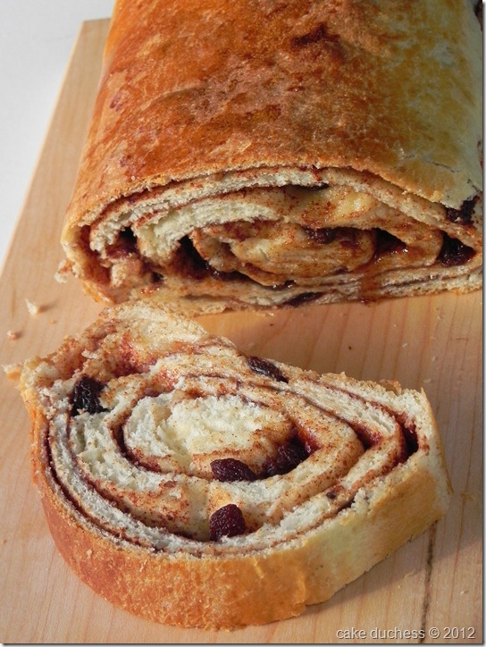 cinnamon-raisin-swirl-bread-4 cinnamon-raisin-swirl-bread-4