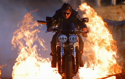 [Mission-Impossible-II-Ethan-Hunt-Tom-Cruise-motorcycle-fire%255B7%255D.png]