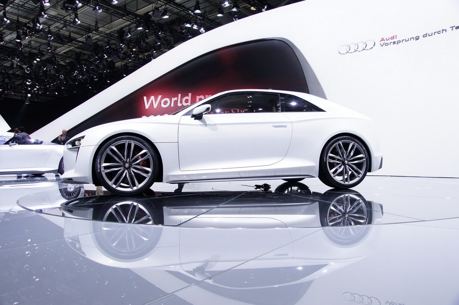 [Audi-Quattro-Concept-6%255B2%255D.jpg]